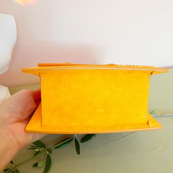 JACQUEMUS Le Chiquito Moyen Bag in Orange Suede - Picture 5 of 9